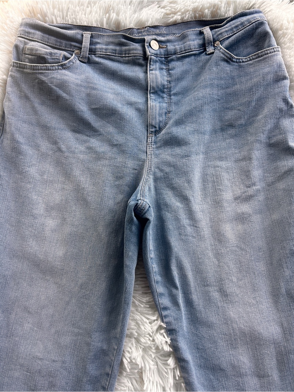 Gloria Vanderbilt All Around Slimming Effect Amanda Capri - Size 12 - Picture 3 of 11